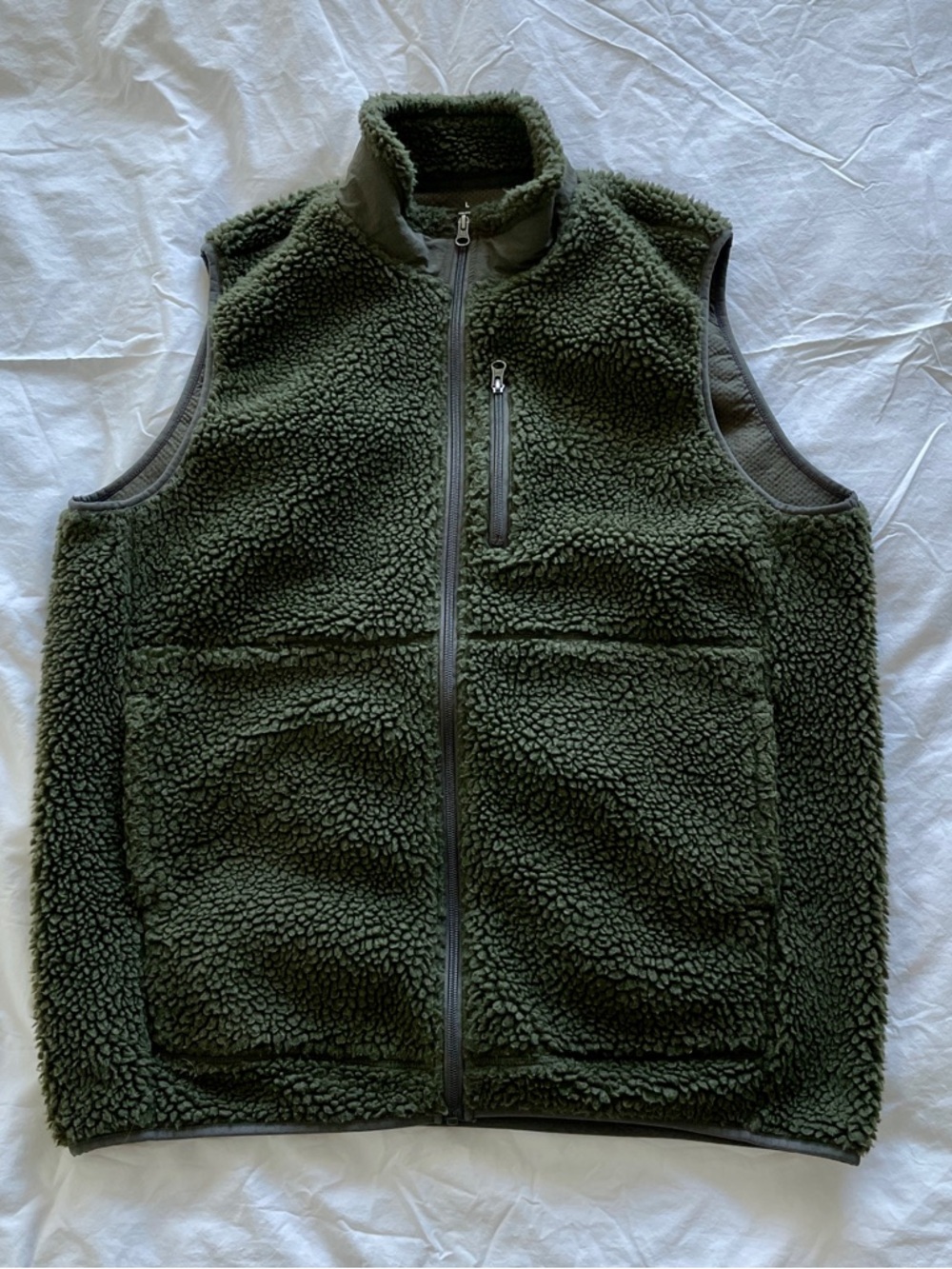 EUC MUJI Men's Olive Green Sherpa Fleece Vest
